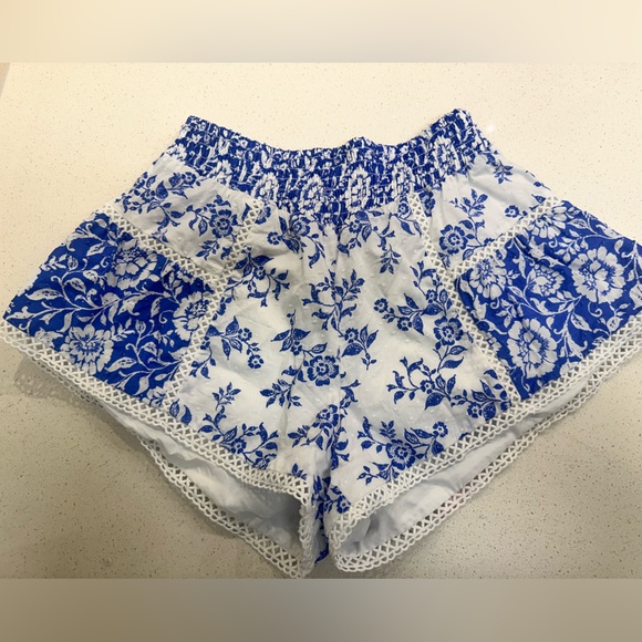 Altar'd State Pants - Alter’d State Blue and White Floral Shorts